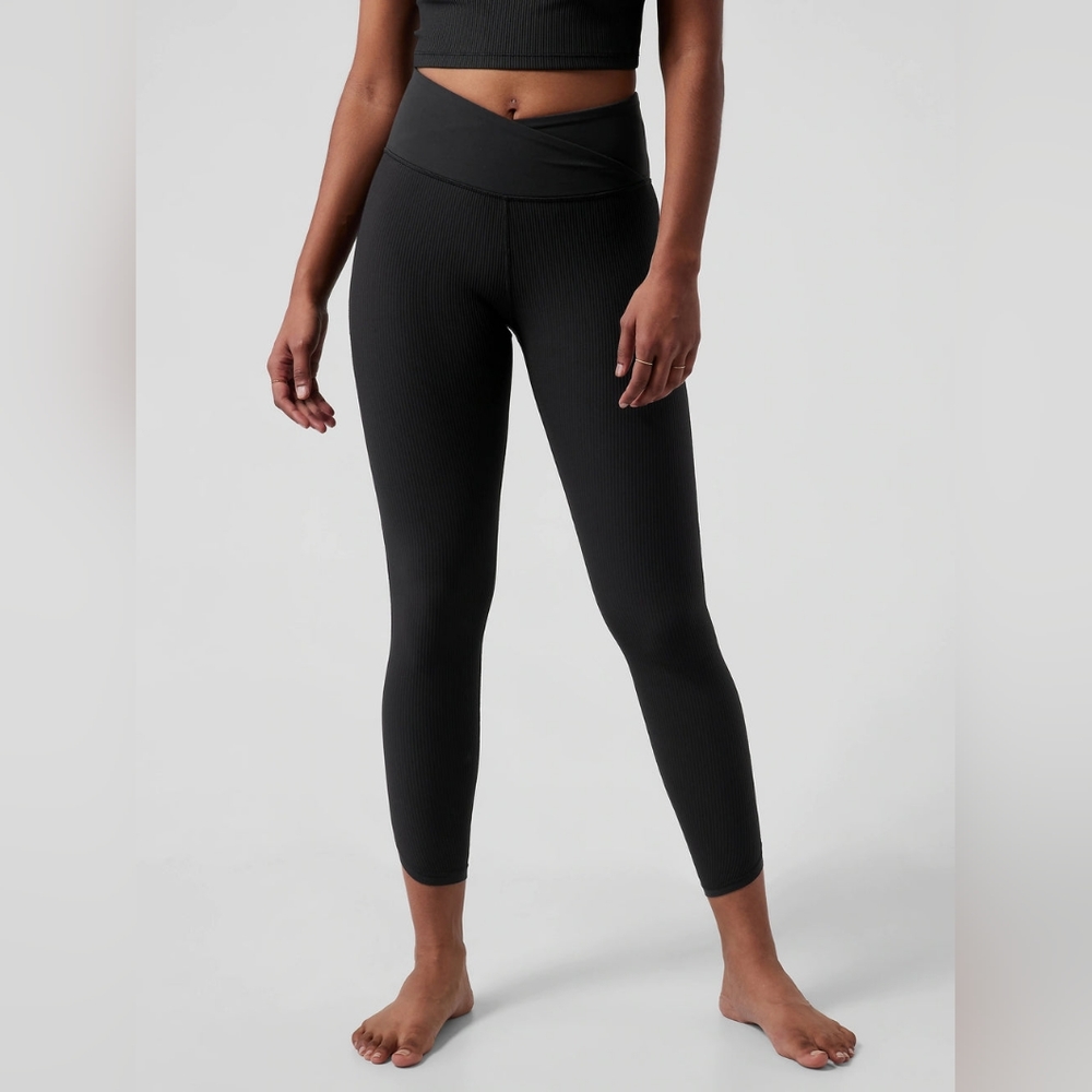 *New Without Tag!* Athleta Elation Crossover Ribbed 7/8 Tight in Black - Size XL